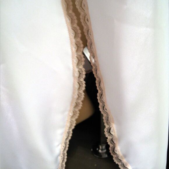 VTG SHINY WHITE SATIN BEIGE LACE FLORAL LONG NIGHTGOWN THIN STRAP -MISS ELAINE- - Picture 14 of 14